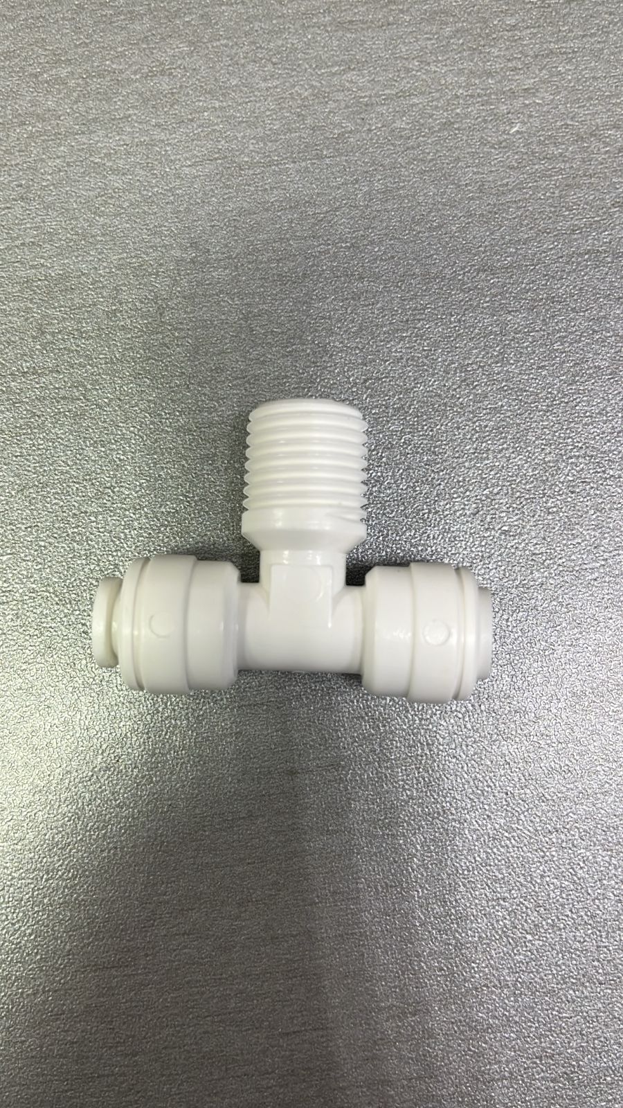 Тройник 1/4трубка*1/4трубка*- наруж 1/4.   4MBT 44 (1/4"-1/4"-1/4")